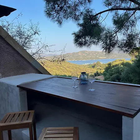 Emeraldcove Seaview Apartament Cugnana Verde